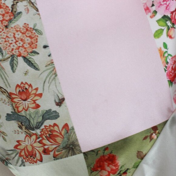 Unbreak.it Patchwork Flowers Print Silk Flare Sleeve Blouse - Picture 5 of 16